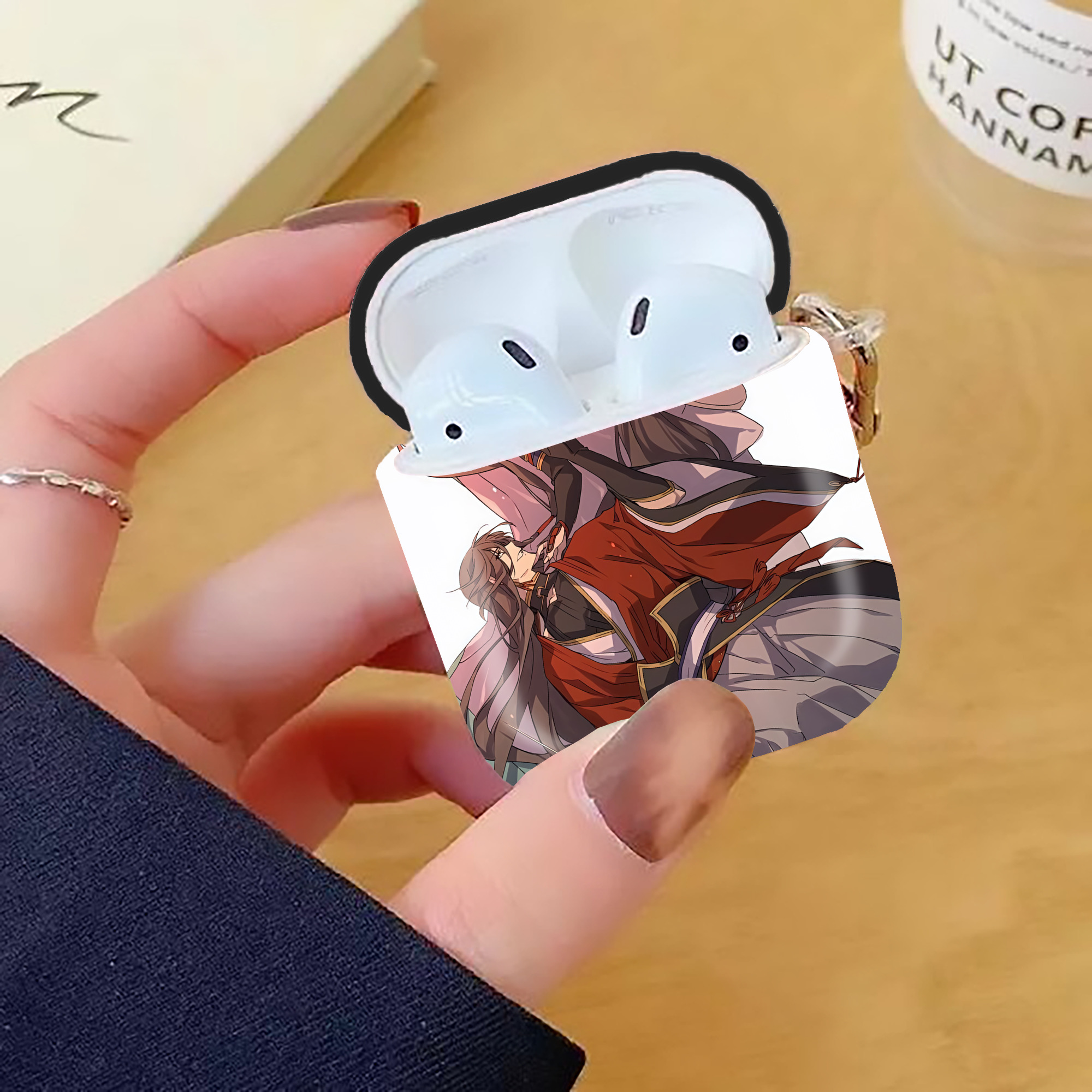 刀剣乱舞 Touken Ranbu AirPods 第2世代保護ケース ハードシェル ブラック 耐衝撃・防指紋・カラビナ付き